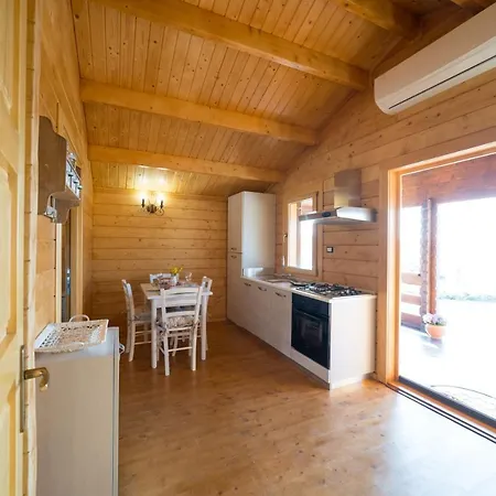 Tenuta Lacco * فورناري